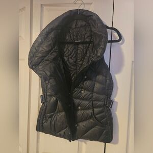 Lululemon GetDown Reversable Black Puffer Vest